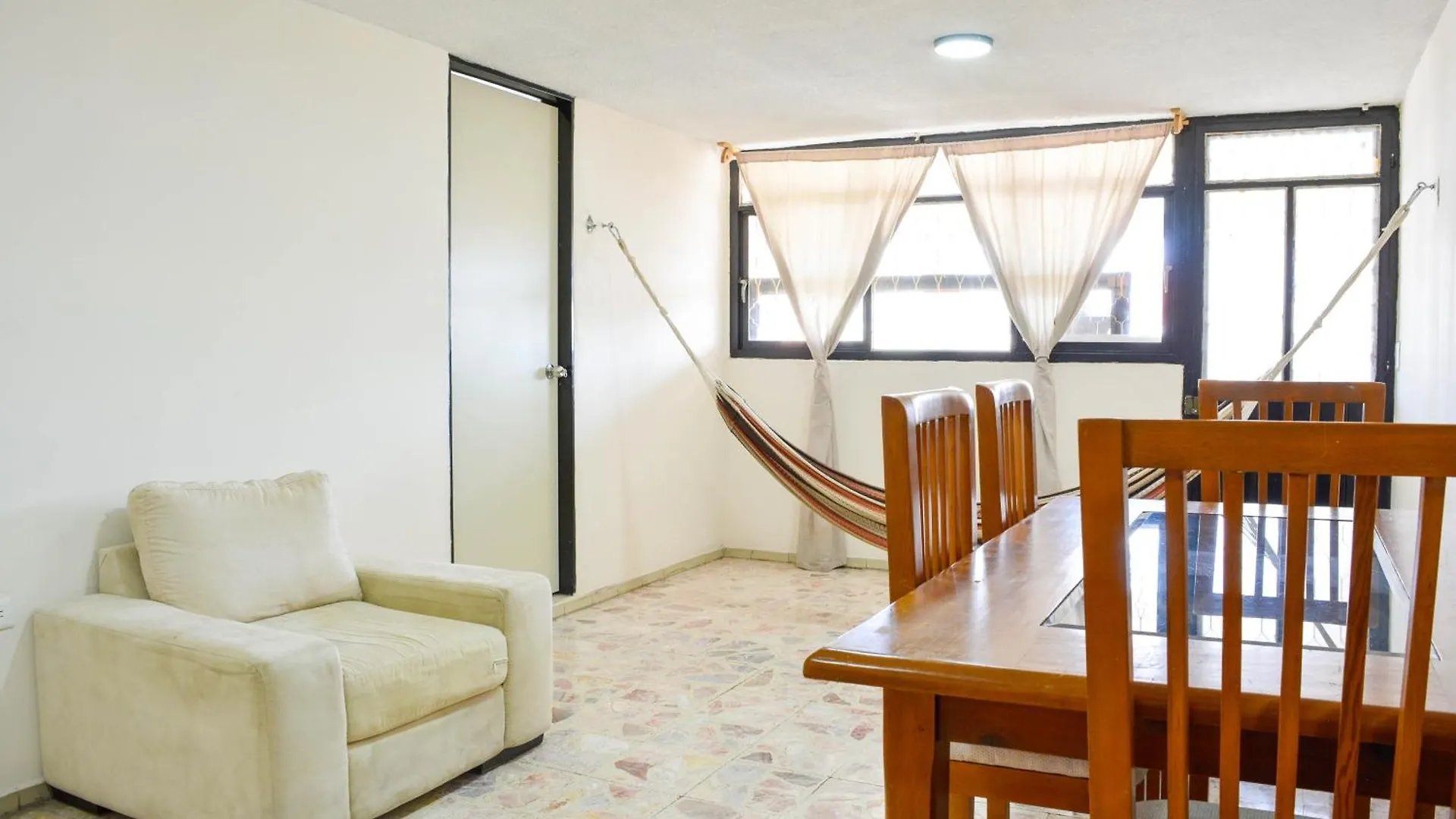 Guest house Casa Talento Hostal Hotel Coliving Puebla